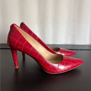 Michael Kors Red Croc‑Embossed Pointed Toe Heels | 7M
